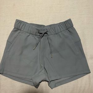 Lululemon Shorts Size 4